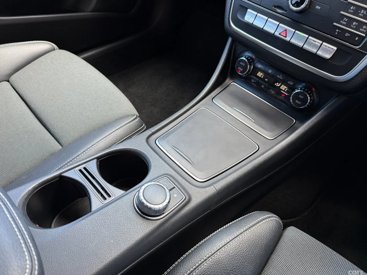 Mercedes-Benz A-Class Hatchback, Petrol, 2018, White
