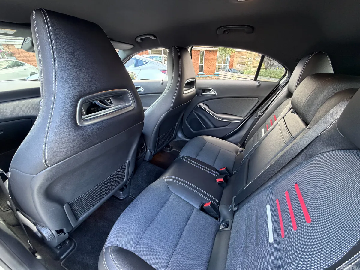 Mercedes-Benz A-Class Hatchback, Petrol, 2018, White
