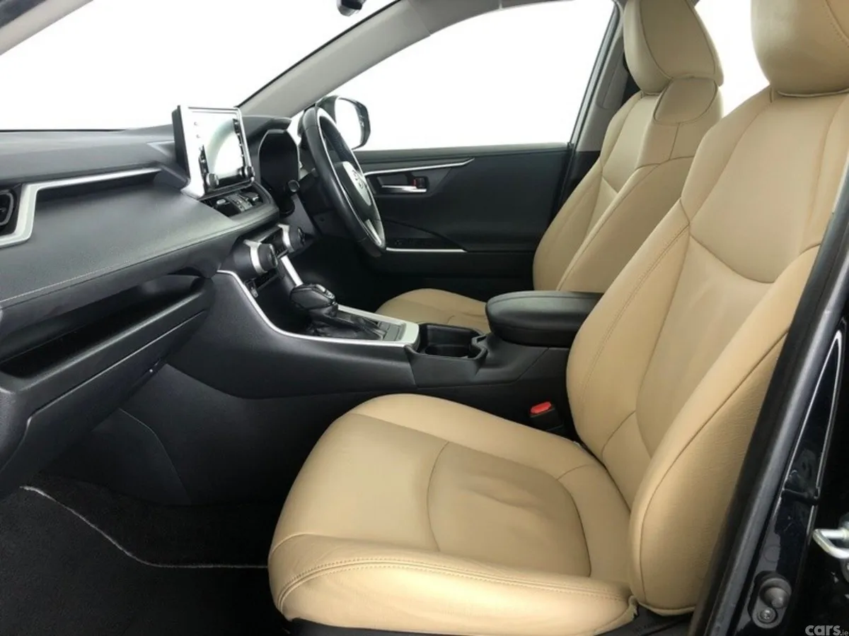 Toyota RAV4 SUV, Petrol Hybrid, 2021, Black