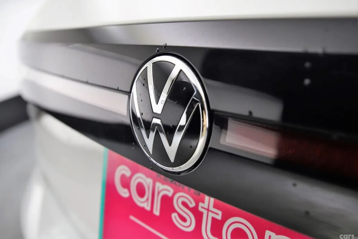 Volkswagen T-Cross SUV, Petrol, 2020, White