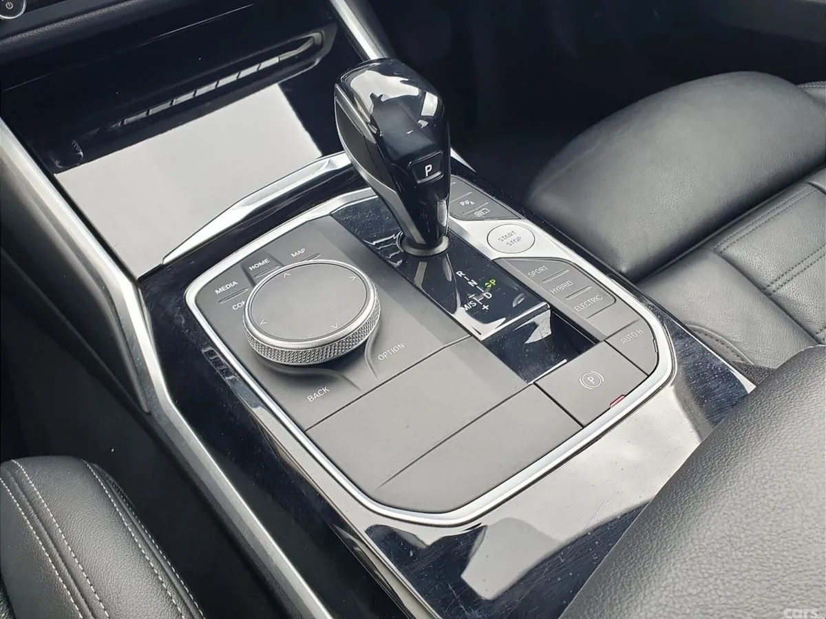 BMW 3-Series Saloon, Petrol Plug-in Hybrid, 2021, Silver