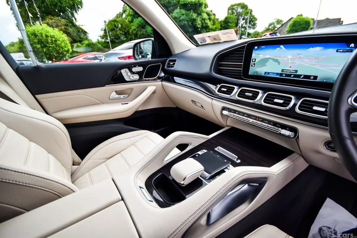 Mercedes-Benz GLE SUV, Diesel, 2020, Silver