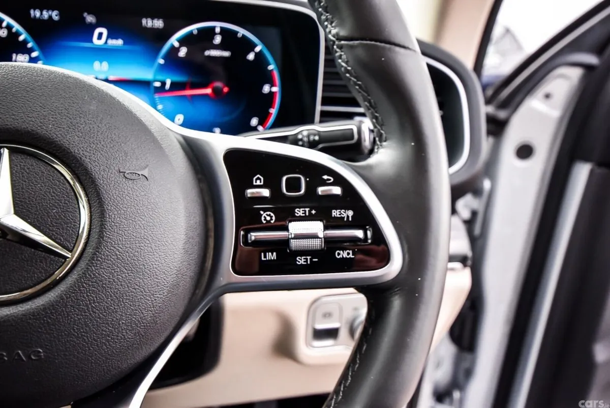Mercedes-Benz GLE SUV, Diesel, 2020, Silver