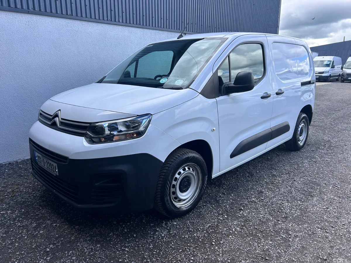 Citroen Berlingo MPV, Diesel, 2023, White