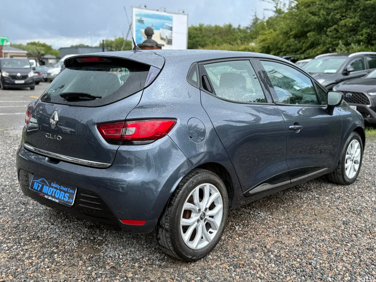Renault Clio Hatchback, Petrol, 2018, Grey