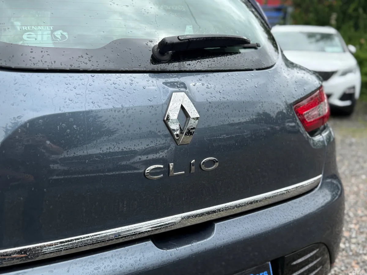 Renault Clio Hatchback, Petrol, 2018, Grey