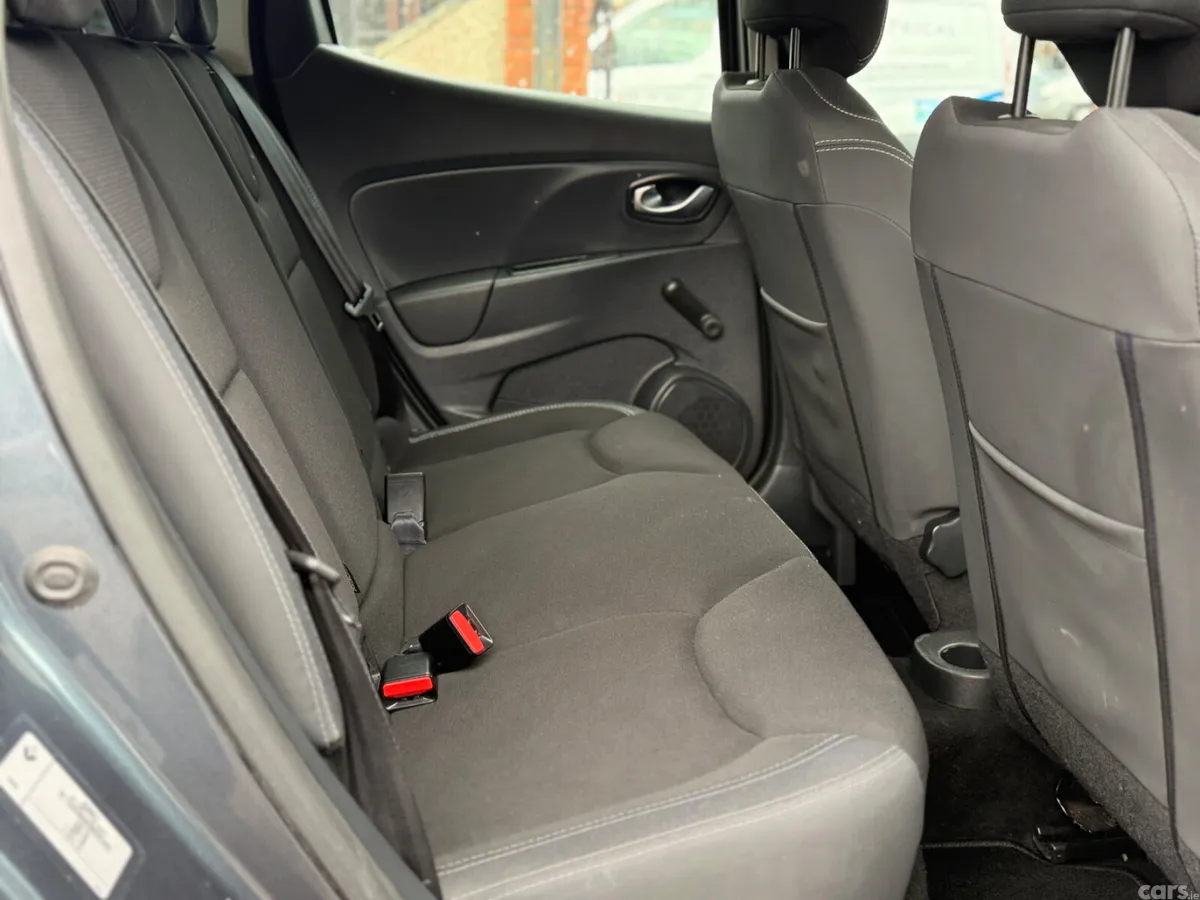 Renault Clio Hatchback, Petrol, 2018, Grey