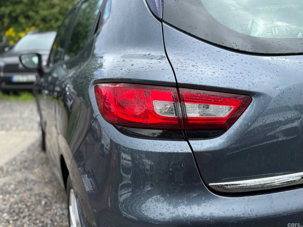 Renault Clio Hatchback, Petrol, 2018, Grey