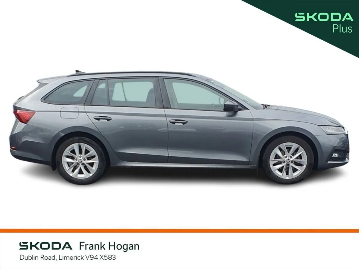 Skoda Octavia Estate, Petrol, 2024, Grey