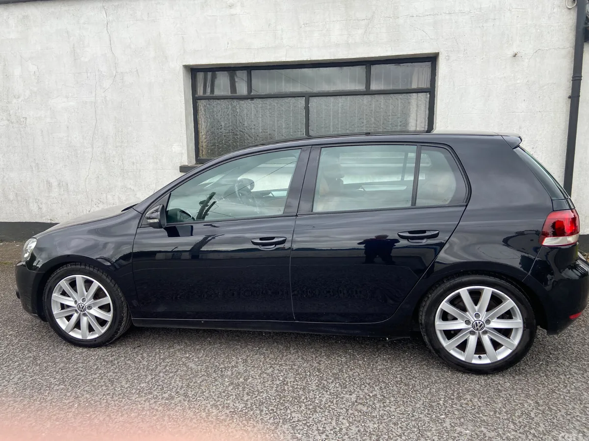 Volkswagen Golf Hatchback, Petrol, 2012, Black