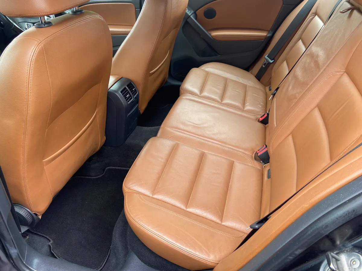 Volkswagen Golf Hatchback, Petrol, 2012, Black
