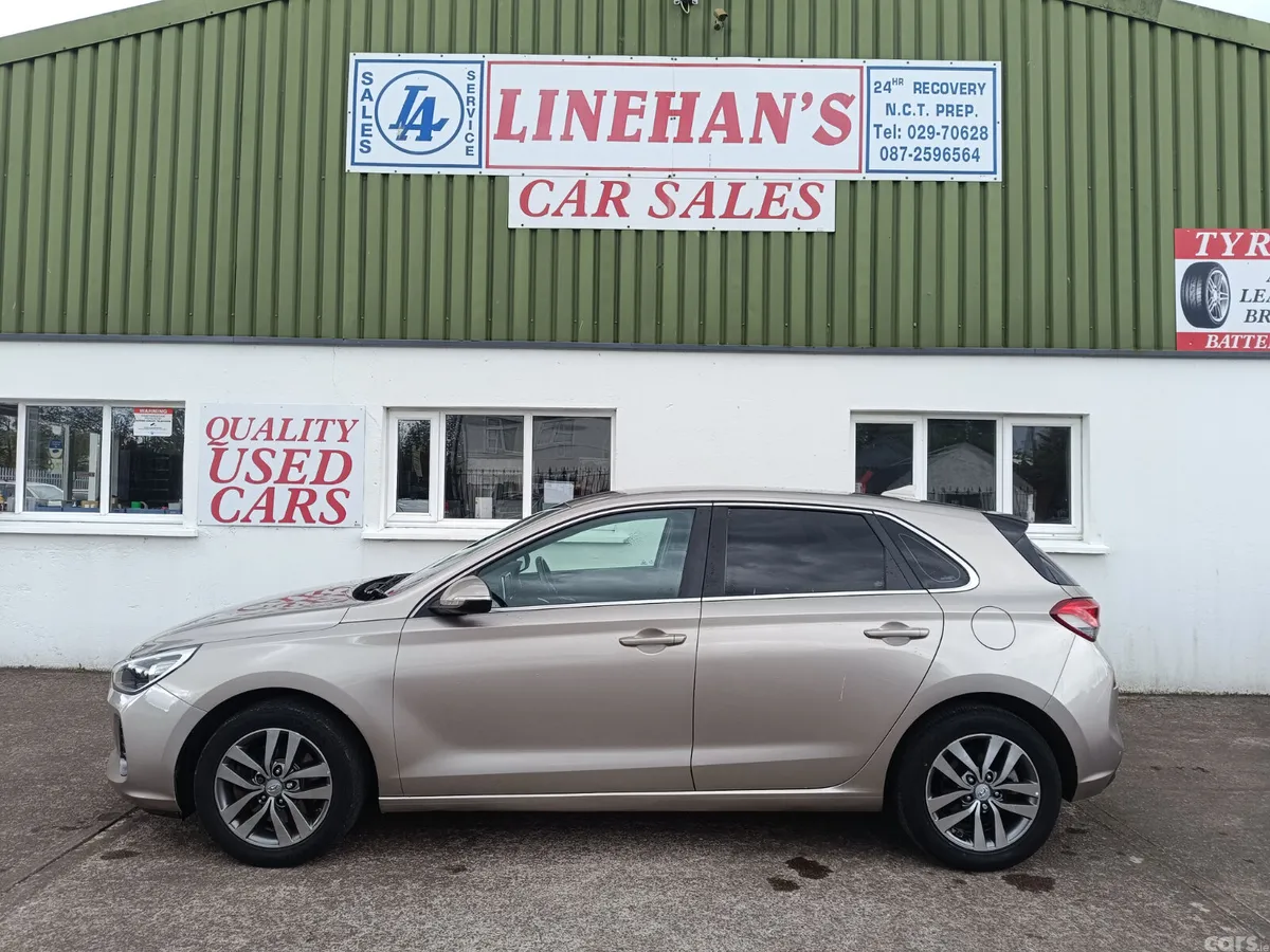 Hyundai i30 Hatchback, Petrol, 2018, Beige