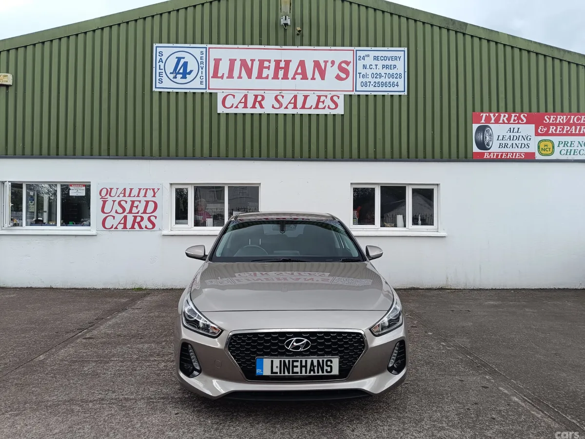 Hyundai i30 Hatchback, Petrol, 2018, Beige