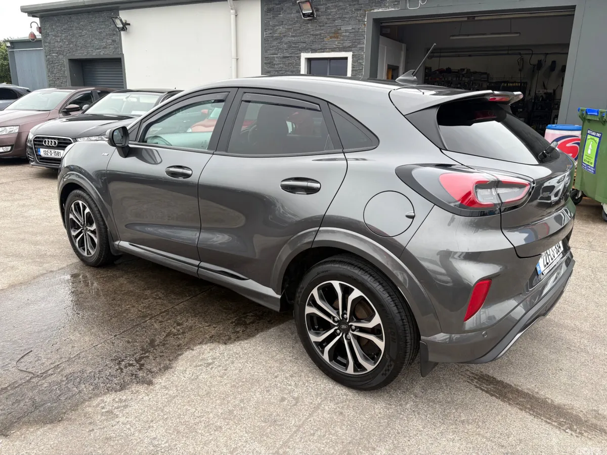 Ford Puma MPV, Diesel, 2022, Grey
