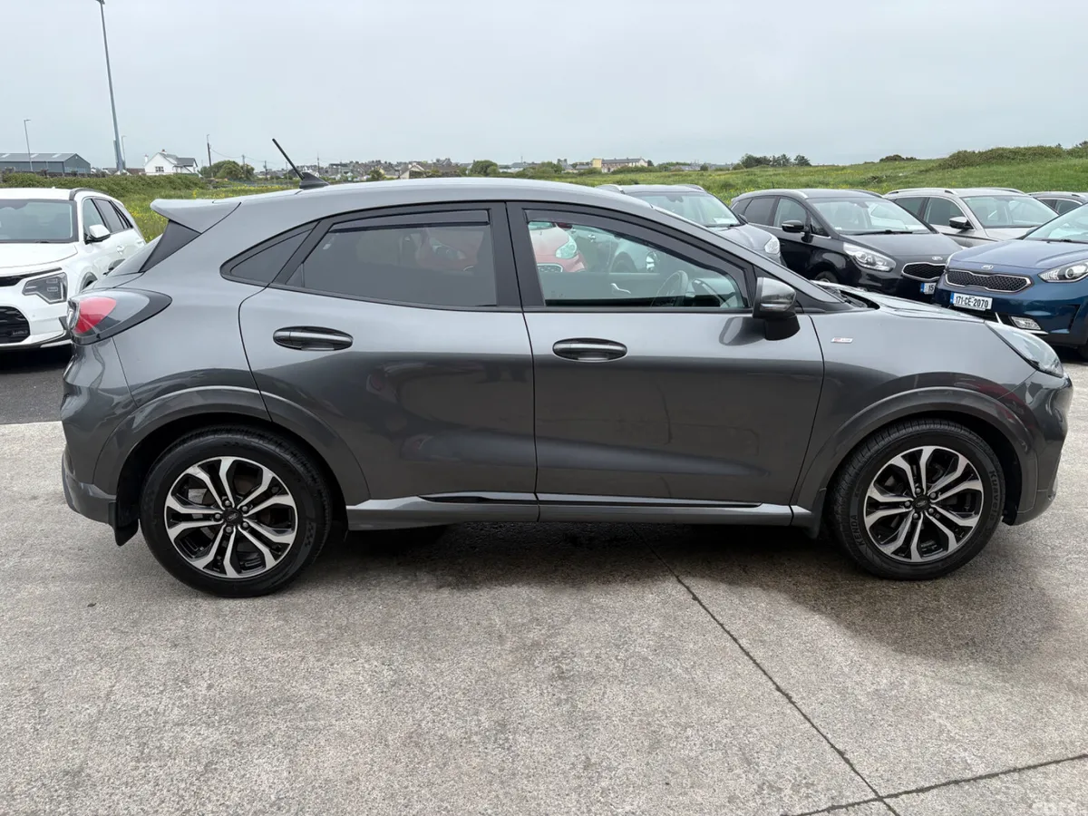 Ford Puma MPV, Diesel, 2022, Grey