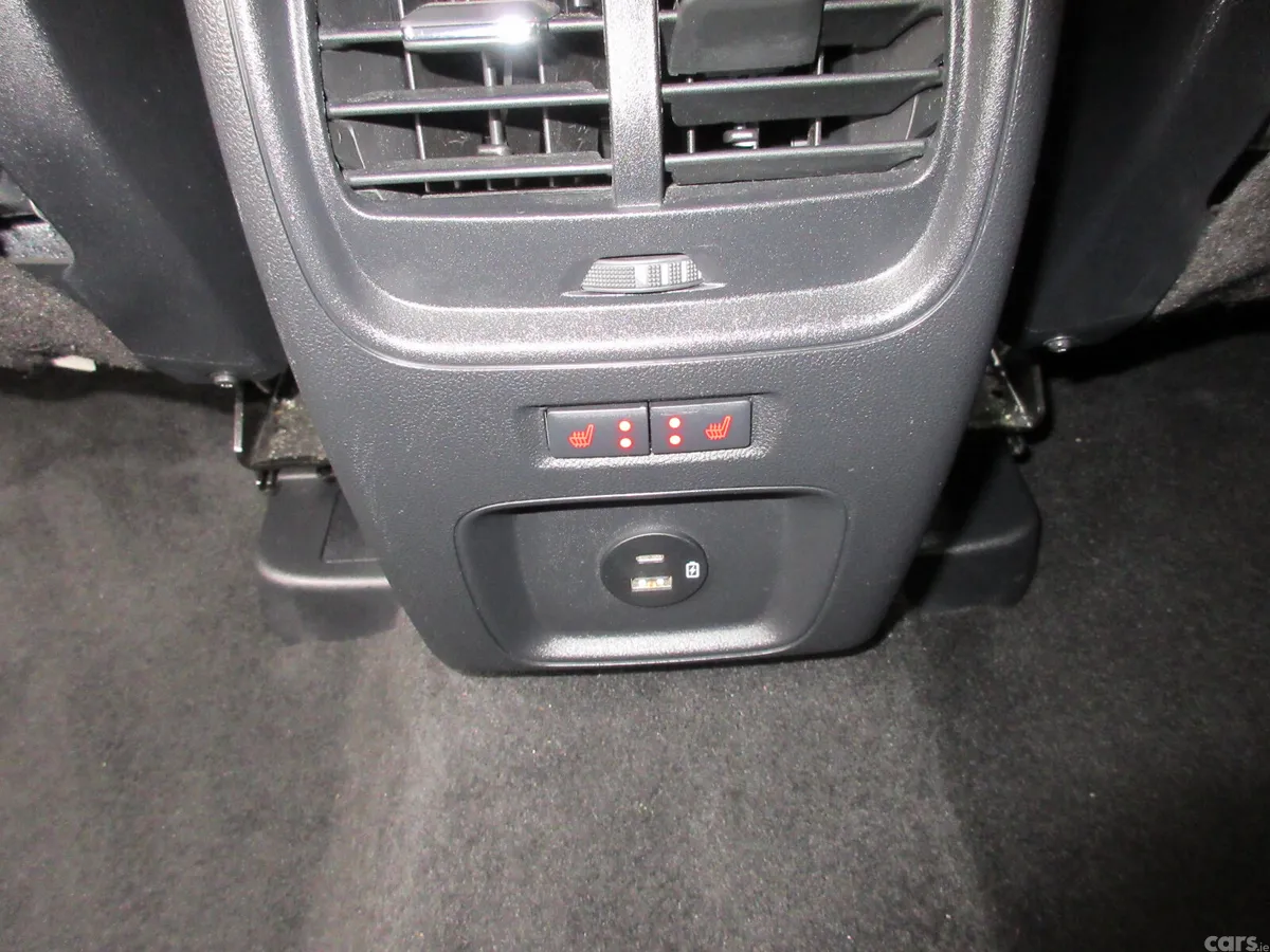 Ford Kuga SUV, Petrol Hybrid, 2022, Blue