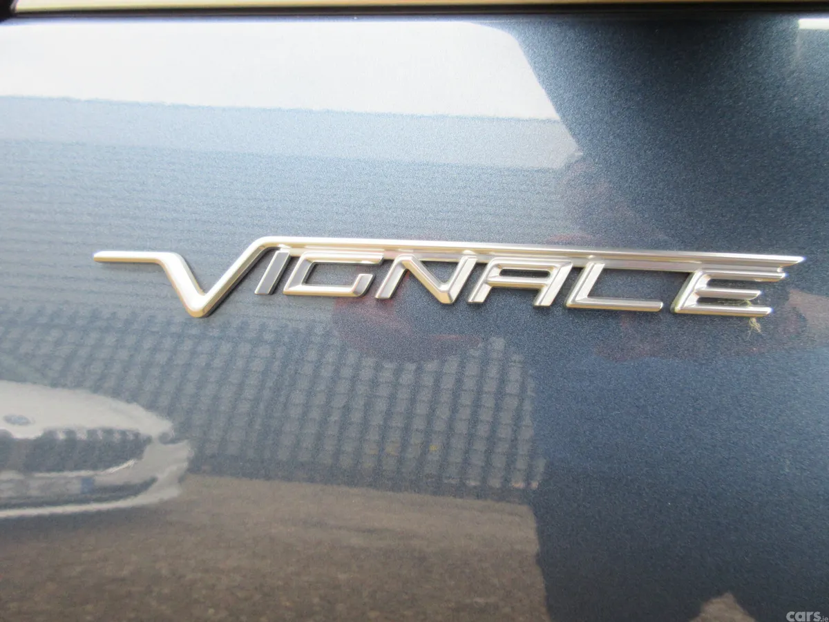 Ford Kuga SUV, Petrol Hybrid, 2022, Blue