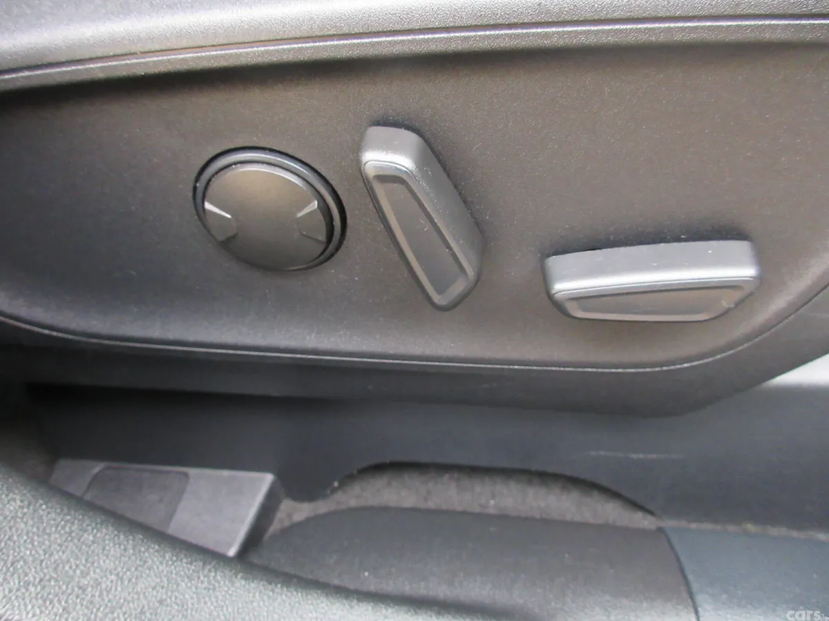 Ford Kuga SUV, Petrol Hybrid, 2022, Blue