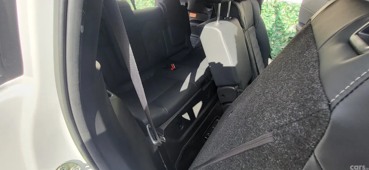 Mitsubishi Outlander SUV, Petrol Plug-in Hybrid, 2023, White