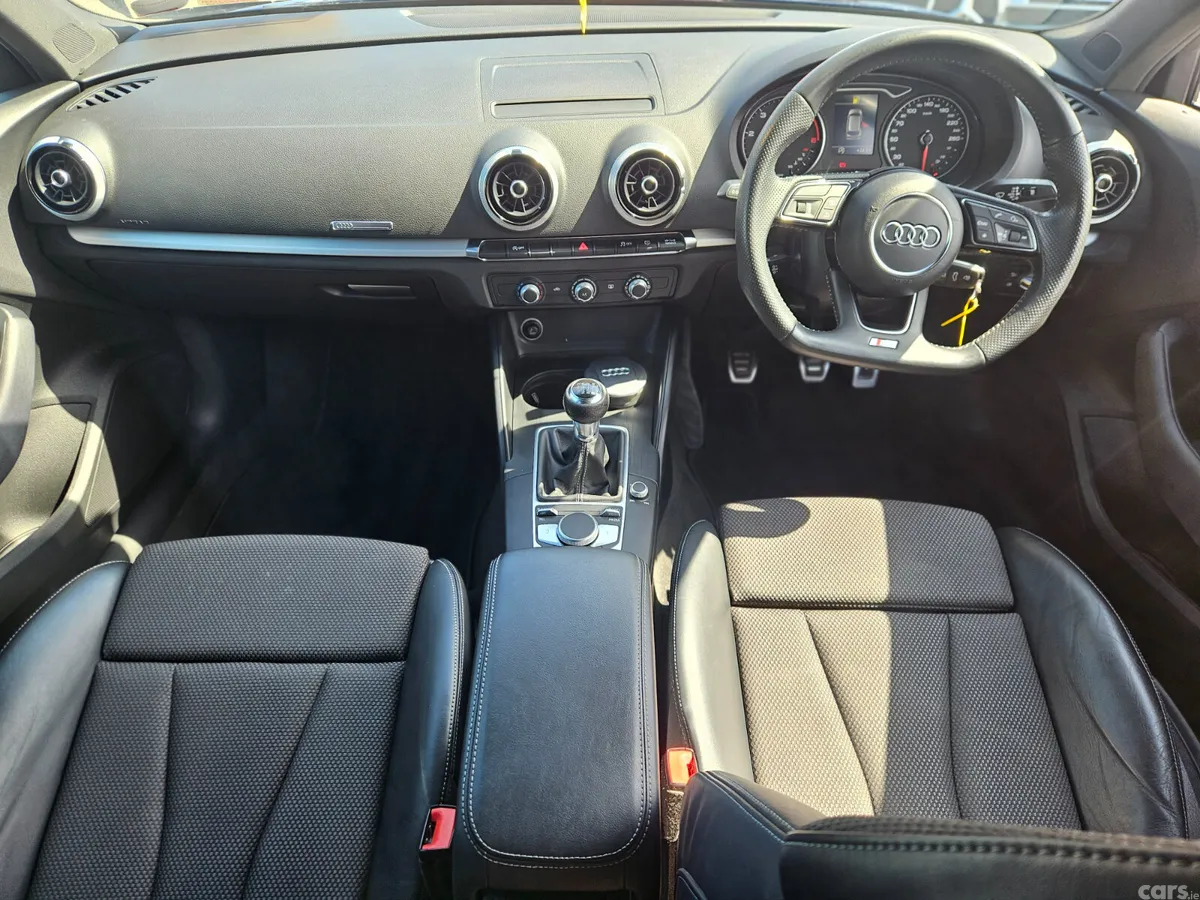 Audi A3 Hatchback, Diesel, 2017, Blue