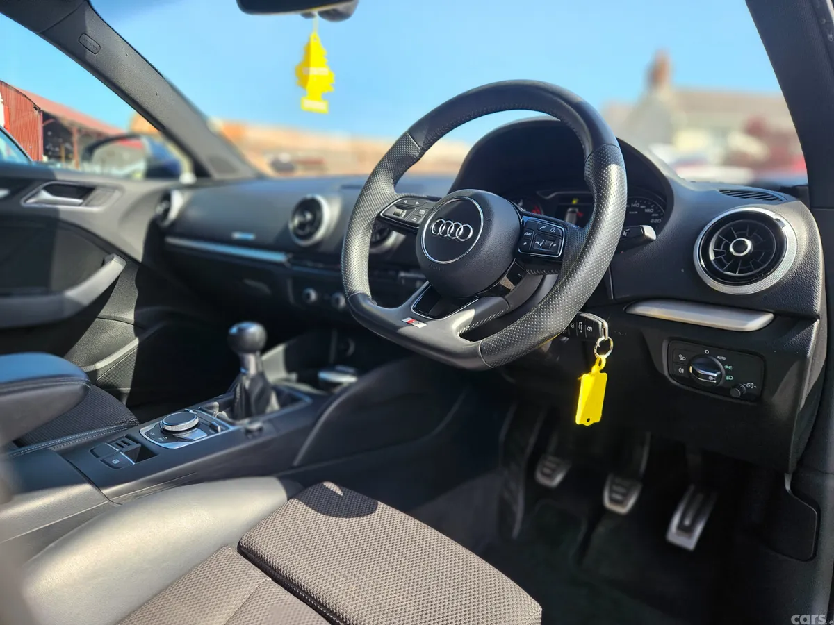 Audi A3 Hatchback, Diesel, 2017, Blue