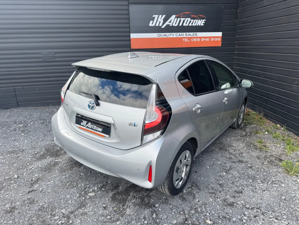 Toyota Aqua Hatchback, Petrol Hybrid, 2021, Silver