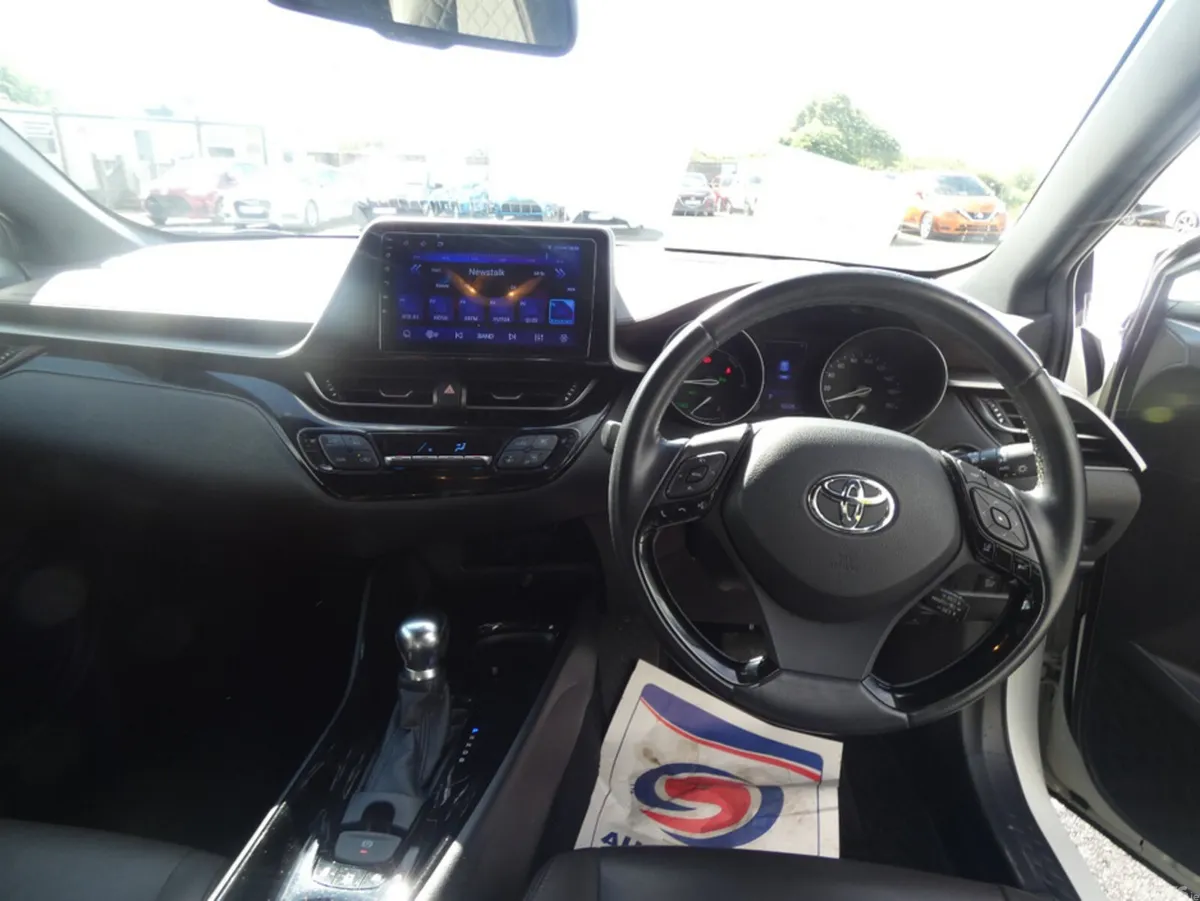 Toyota C-HR Hatchback, Petrol Hybrid, 2017, White