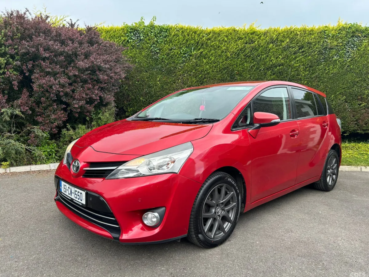 Toyota Verso MPV, Diesel, 2015, Red