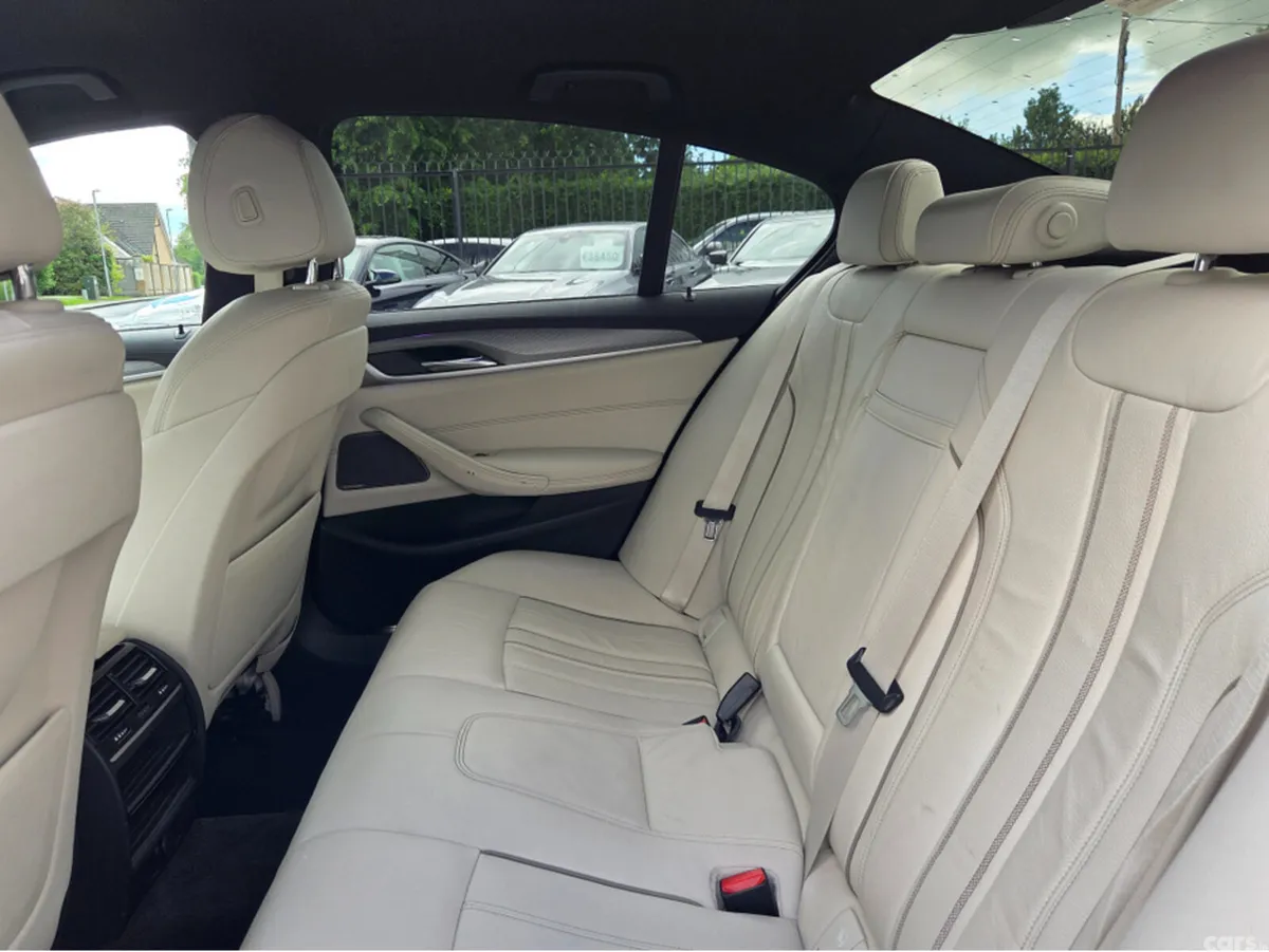 BMW 5-Series Saloon, Petrol Plug-in Hybrid, 2019, Grey