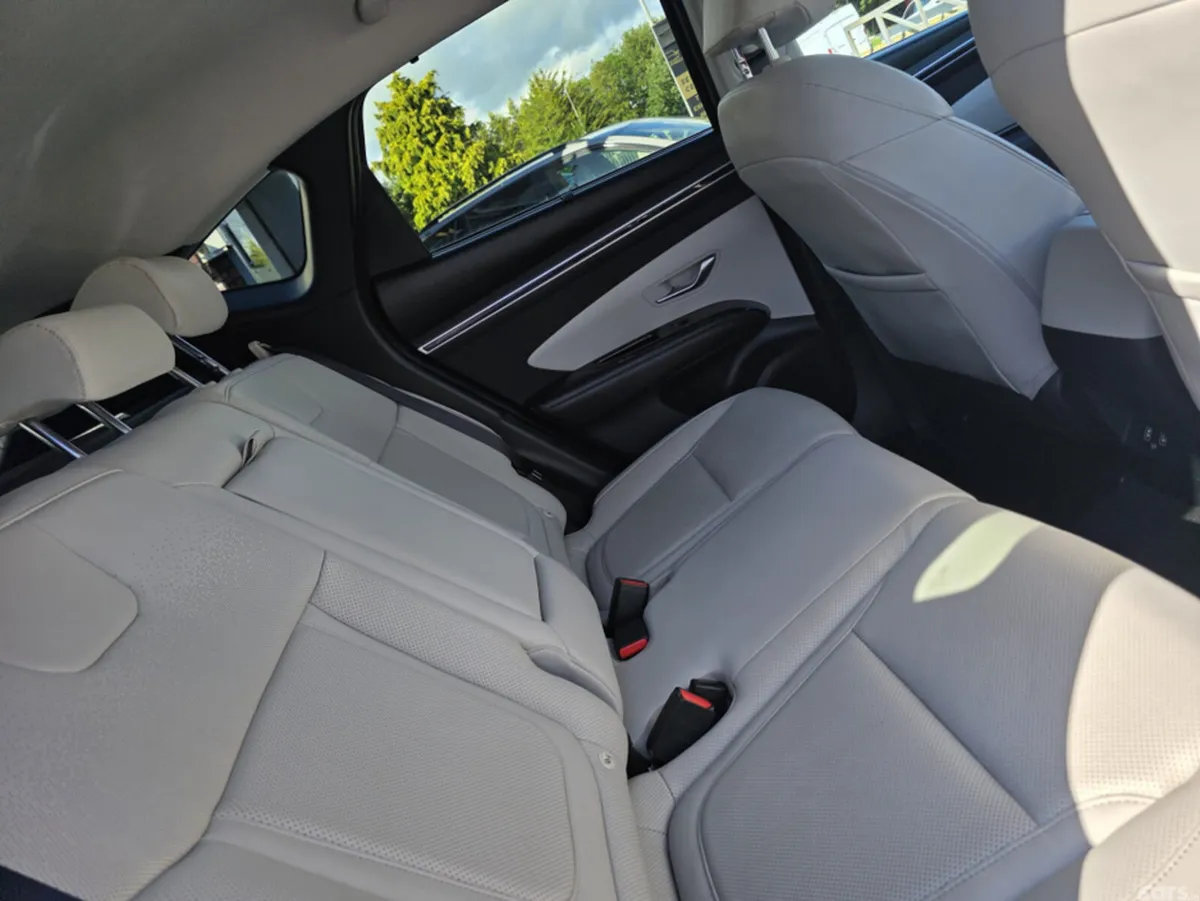 Hyundai Tucson MPV, Diesel, 2023, Black