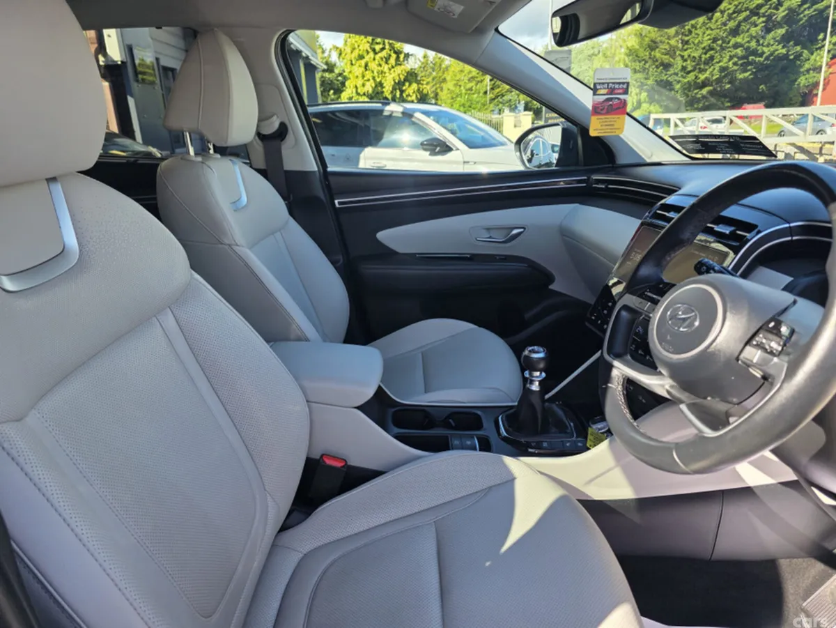 Hyundai Tucson MPV, Diesel, 2023, Black