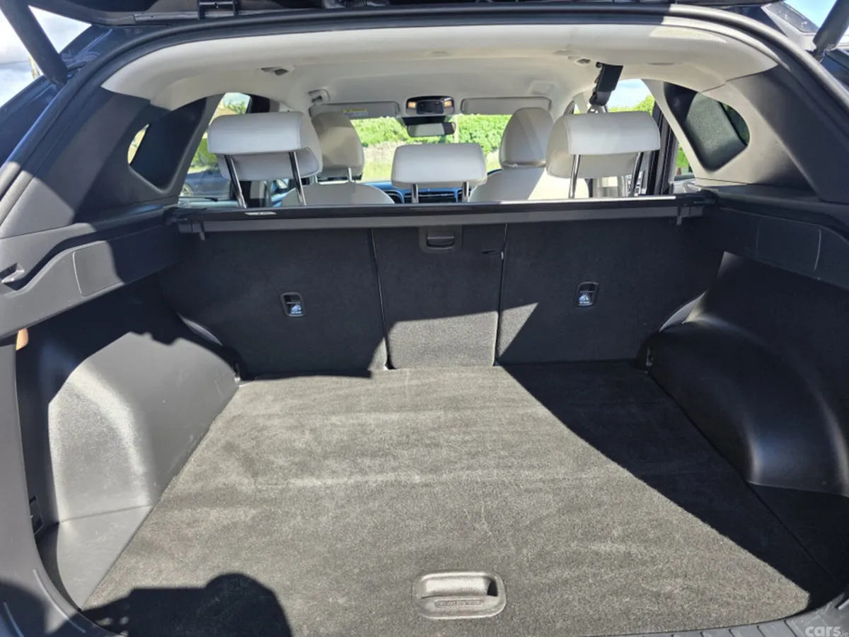 Hyundai Tucson MPV, Diesel, 2023, Black