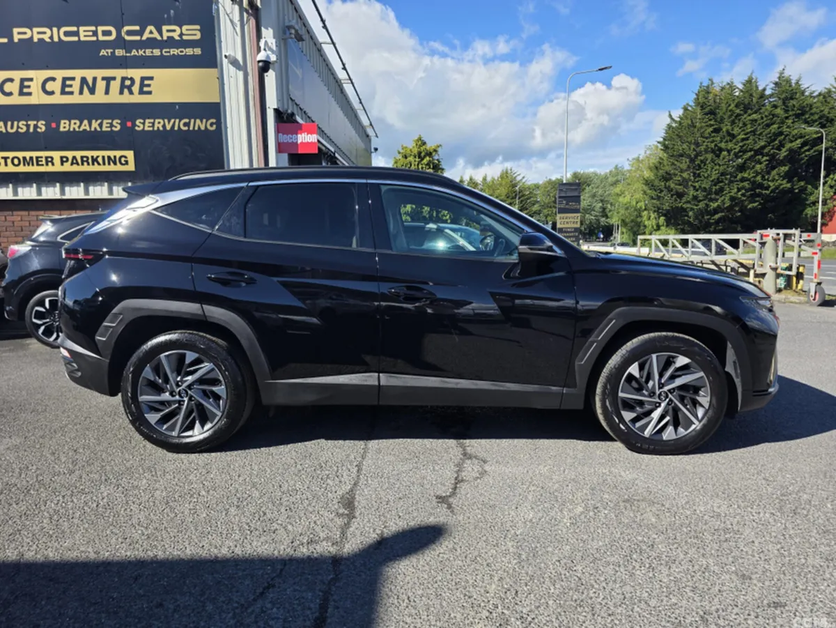 Hyundai Tucson MPV, Diesel, 2023, Black