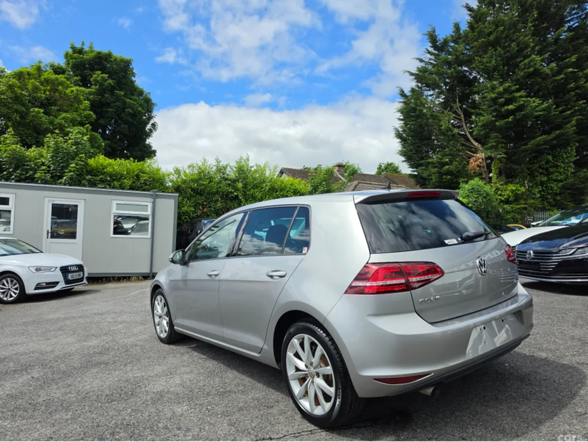 Volkswagen Golf Hatchback, Petrol, 2017, Silver