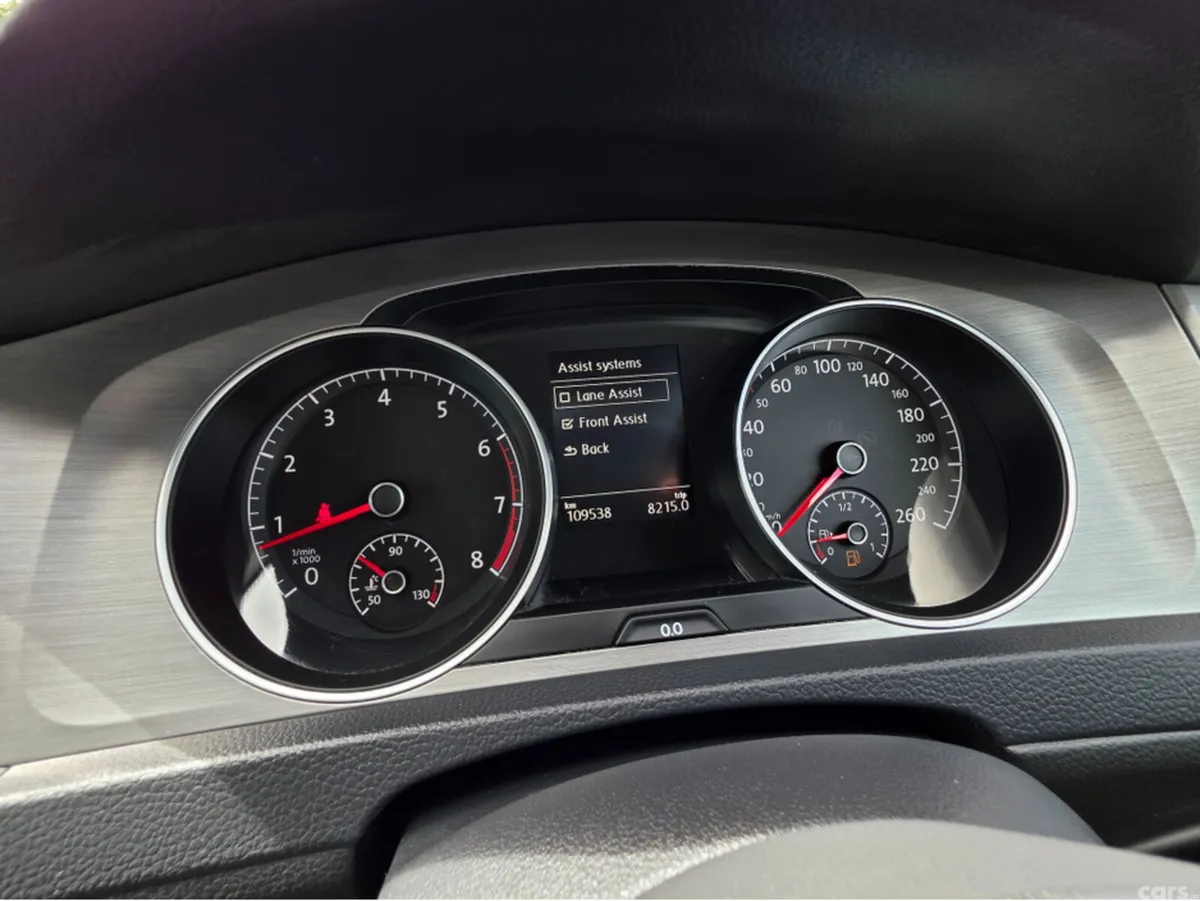 Volkswagen Golf Hatchback, Petrol, 2017, Silver