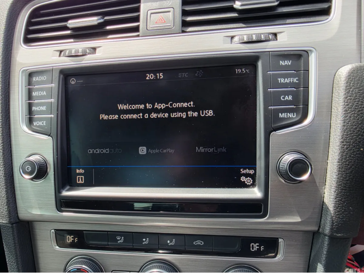 Volkswagen Golf Hatchback, Petrol, 2017, Silver
