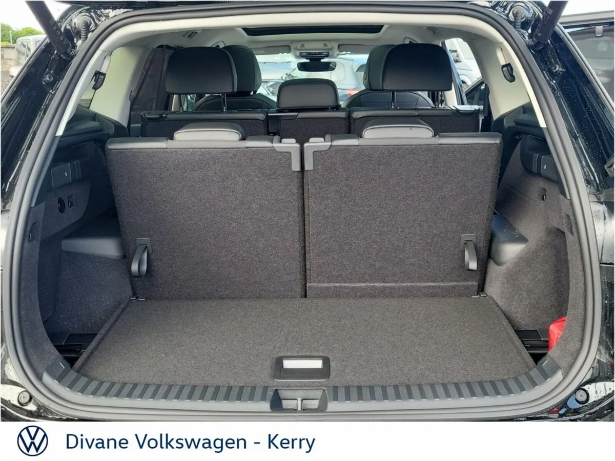Volkswagen Tayron SUV, Diesel, 2027, Black