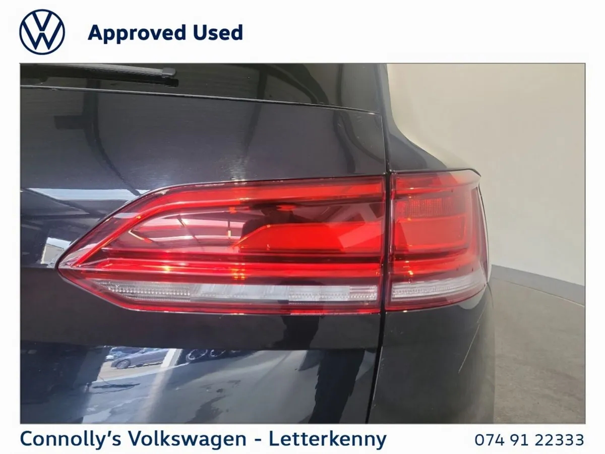 Volkswagen Touareg SUV, Diesel, 2022, Black