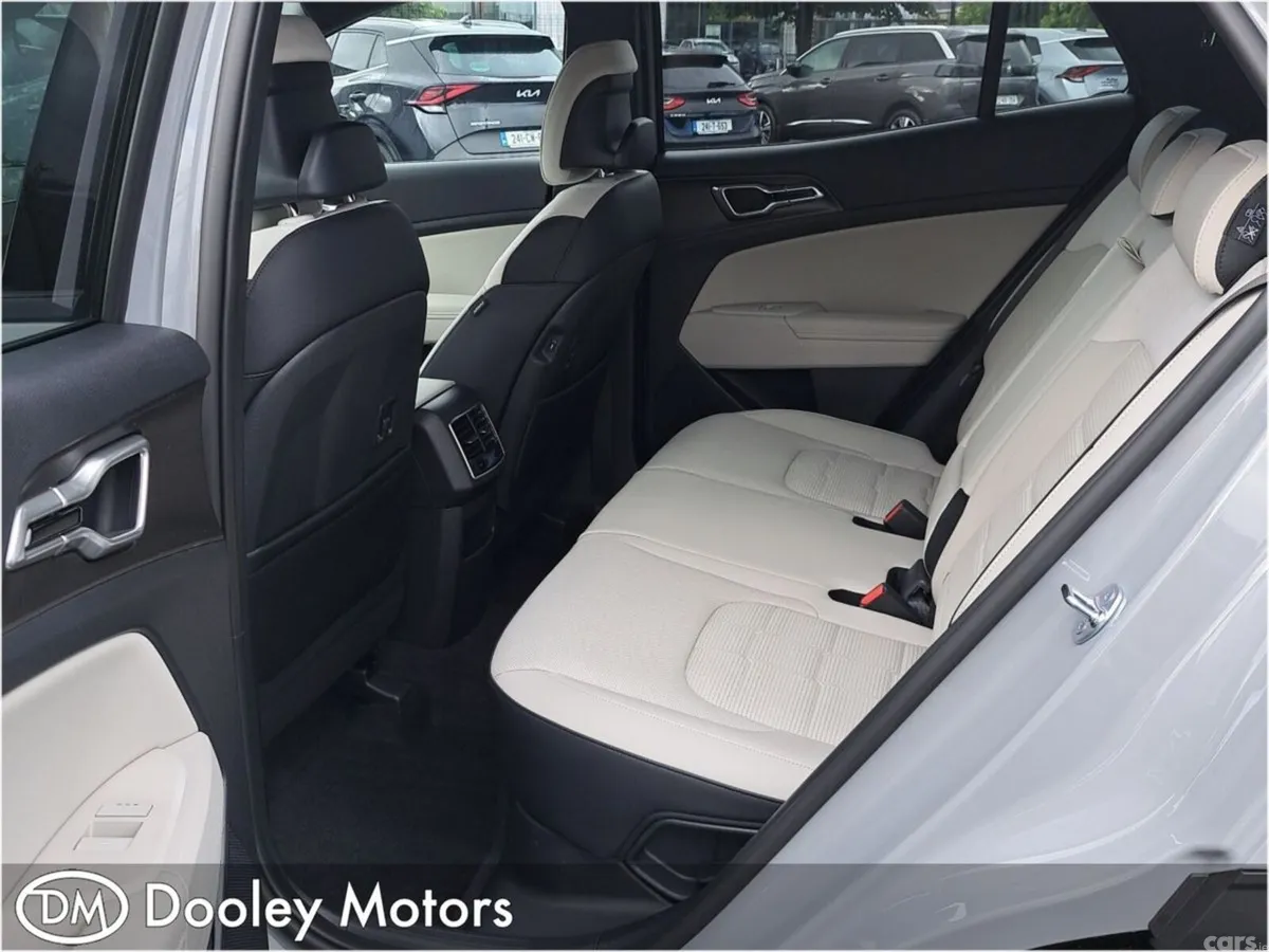 Kia Sportage SUV, Petrol Hybrid, 2027, 