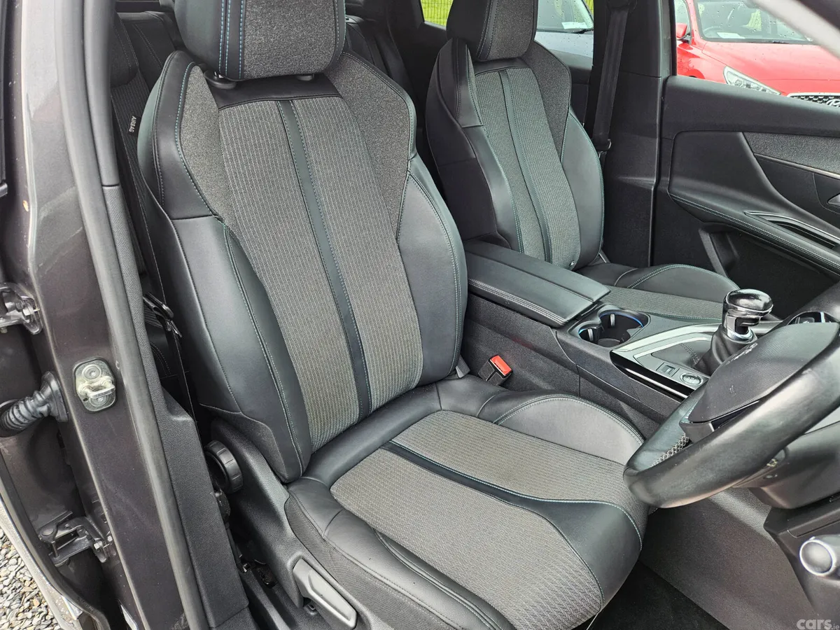 Peugeot 3008 SUV, Diesel, 2021, Grey