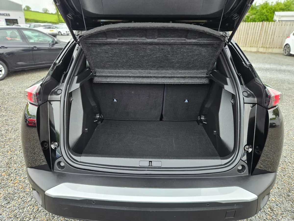 Peugeot 2008 SUV, Diesel, 2022, Black