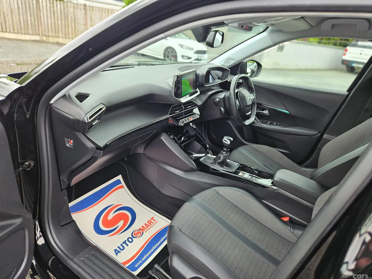 Peugeot 2008 SUV, Diesel, 2022, Black