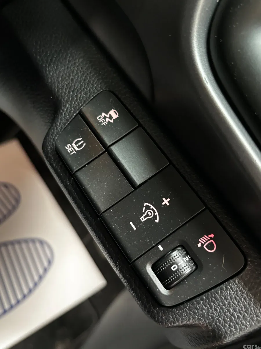 Kia Stonic Estate/Jeep, Diesel, 2018, Grey