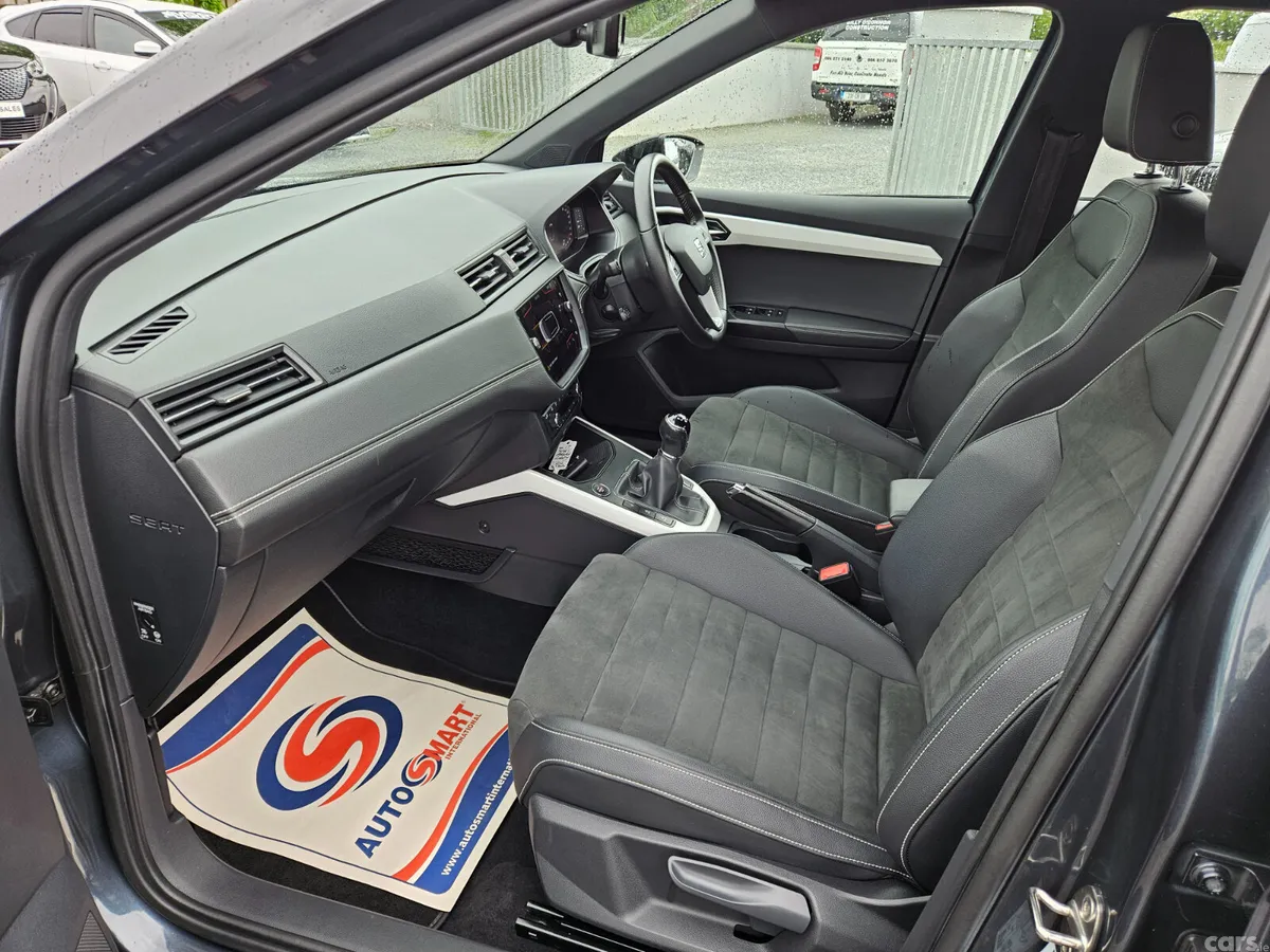 SEAT Arona SUV, Diesel, 2019, Grey