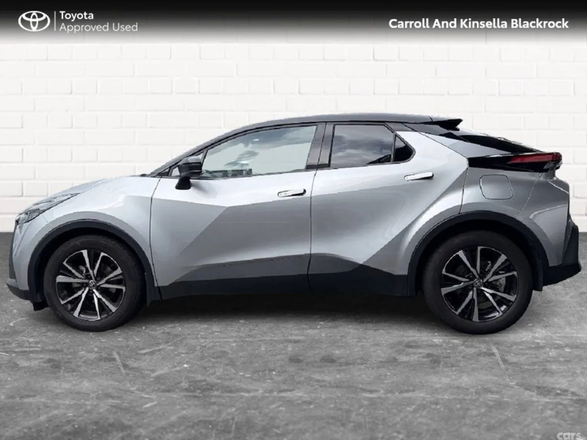 Toyota C-HR SUV, Petrol Hybrid, 2025, Silver