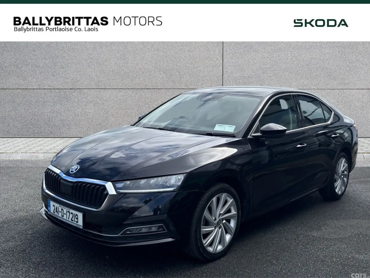 Skoda Octavia Saloon, Diesel, 2024, Black