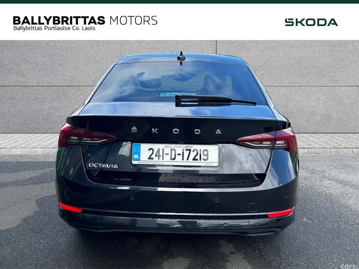 Skoda Octavia Saloon, Diesel, 2024, Black