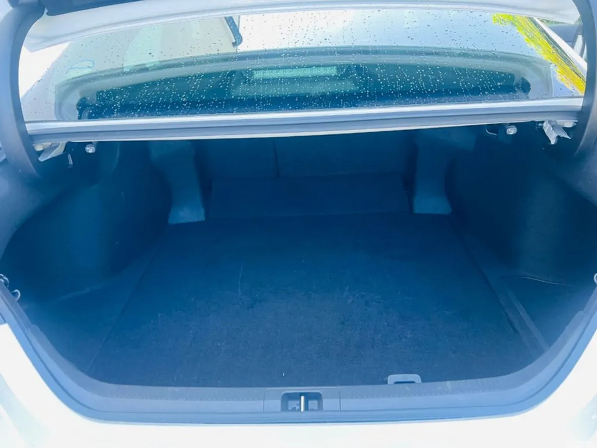 Toyota Camry Saloon, Petrol Hybrid, 2023, White