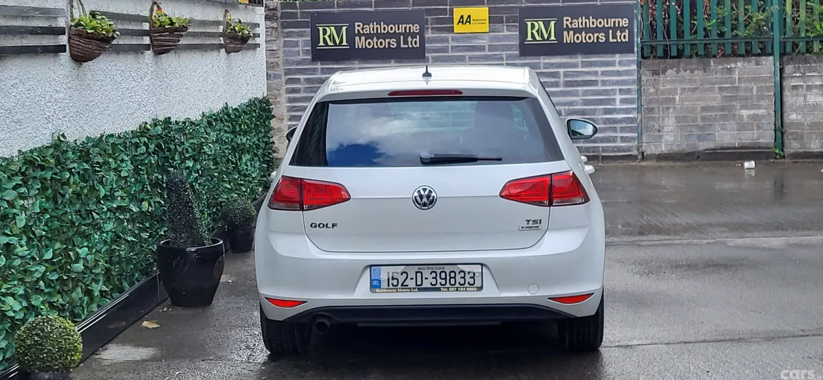Volkswagen Golf Hatchback, Petrol, 2015, White