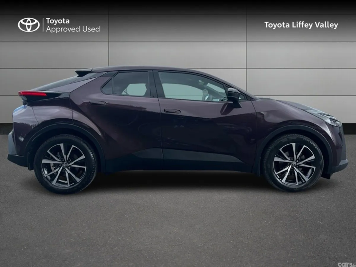 Toyota C-HR SUV, Petrol Hybrid, 2024, Purple